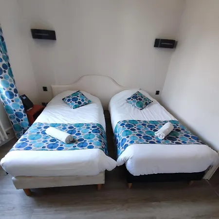 Logis Restaurant La Croix Verte 2* Neau