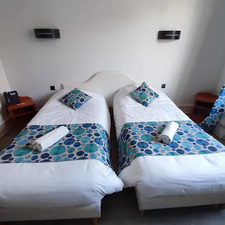 Logis Restaurant La Croix Verte Hotel