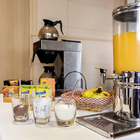 Hotel Logis Restaurant La Croix Verte